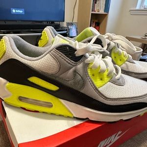 💚💛Neon Air Max 90s💛💚